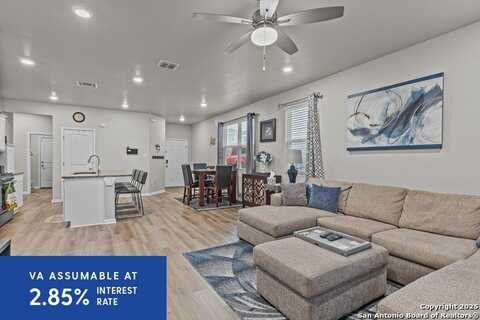 12912 Liam Court, Saint Hedwig, TX 78152