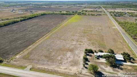 Lot 5 FM 471, Natalia, TX 78059