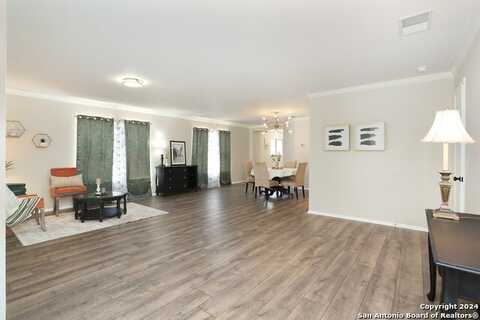 10139 Cedarvale Dr, San Antonio, TX 78245