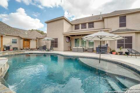 192 Sunrise Hill, Castroville, TX 78009