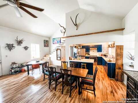 329 Fort Clark Rd, Brackettville, TX 78832