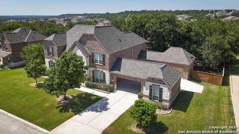 573 BARDEN PKWY, Castroville, TX 78009