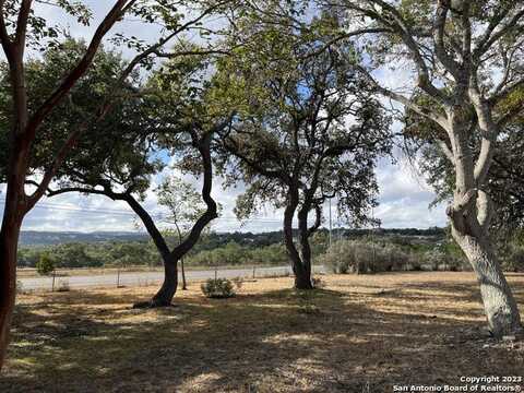 121 S Scenic Loop, Canyon Lake, TX 78133
