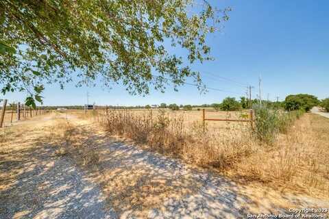 1576 SETTLERS WAY, Seguin, TX 78155