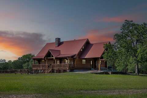 200 Fayetteville Farms Road, Fayetteville, TX 78940