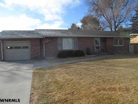 1825 Q STREET, GERING, NE 69341