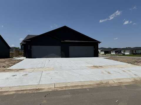 2755-2757 Greenleaf St., Wichita, KS 67210