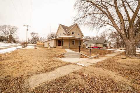 602 Locust St, Miltonvale, KS 67466