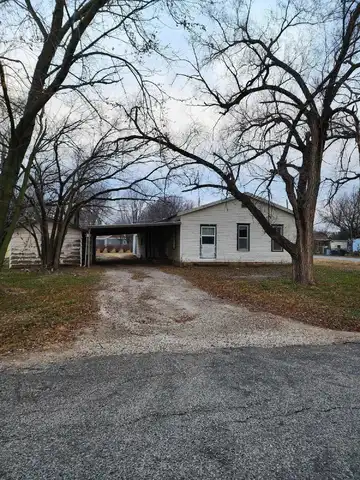 702 S Fair St, Wellington, KS 67152