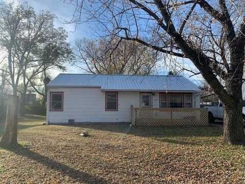 519 S Cedar St, Marion, KS 66861