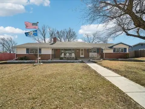 8127 E Peach Tree Lane, Wichita, KS 67207