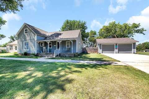 719 Delia Ave, Minneapolis, KS 67467