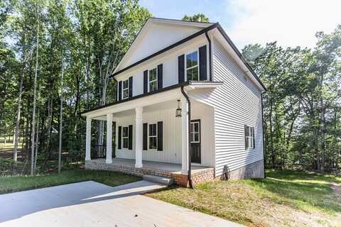 312 Walton Dr., Appomattox, VA 24522