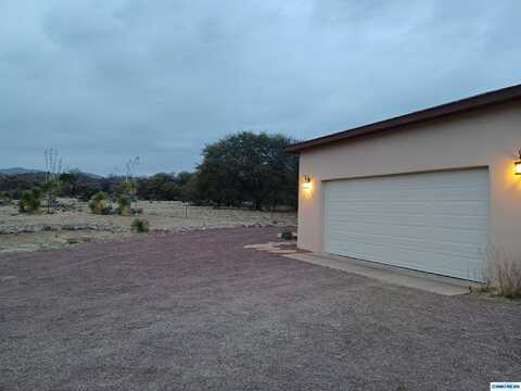 39 Apache Mound Road, Silver City, NM 88061