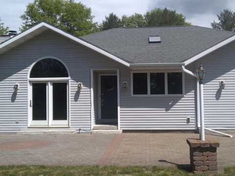 361 Yeoman Court, Nekoosa, WI 54457