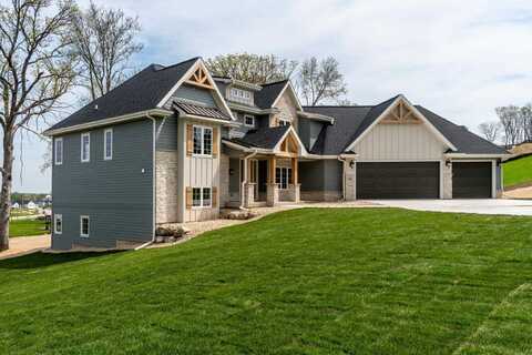 665 Interlachen Avenue, Oregon, WI 53575