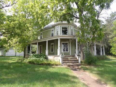 303 S Main Street, Montello, WI 53949