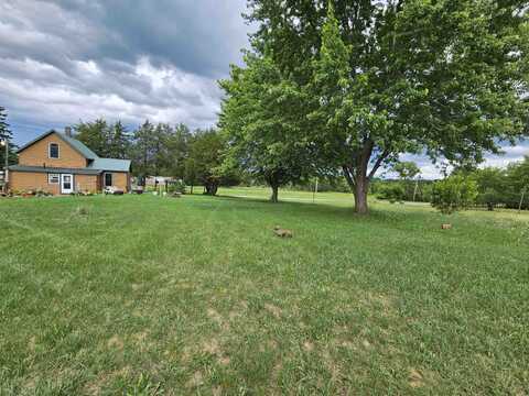W6173 Meredith Road, New Lisbon, WI 53950