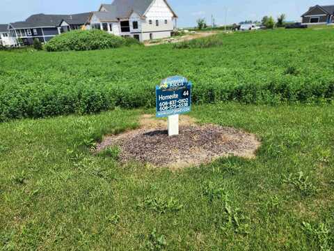 849 Valley Road, Dane, WI 53529