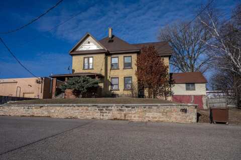 243 W State Street, Mauston, WI 53948