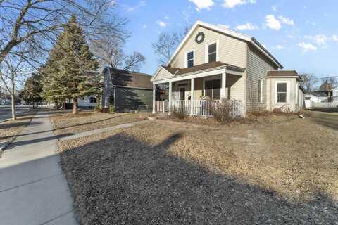 415 E Cook Street, Portage, WI 53901