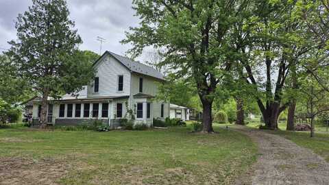 33135 Fulton Street, Lone Rock, WI 53556