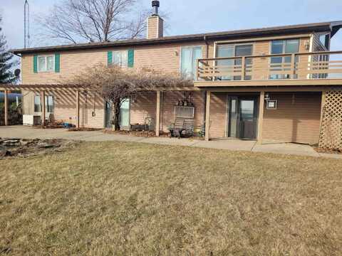 17200 County Road O, Mineral Point, WI 53565