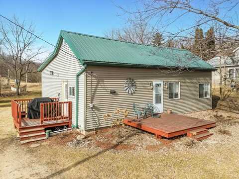 19090 Highway 58, Cazenovia, WI 53924