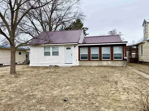 428 Pine Street, Tomah, WI 54660