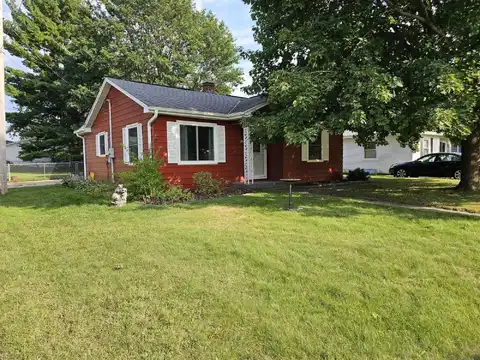 1722 Stoughton Avenue, Tomah, WI 54660