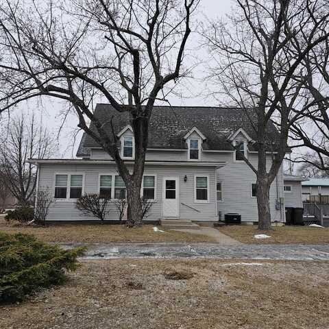 145 Lake Avenue, Montello, WI 53949