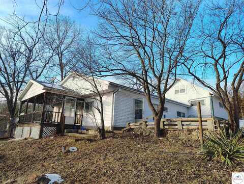 21266 River View, Warsaw, MO 65355