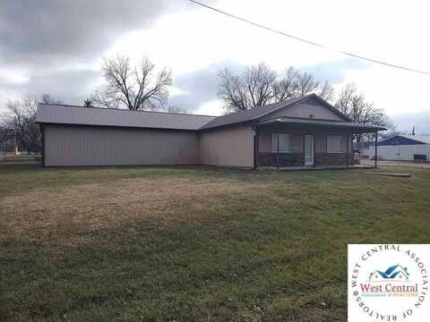 109 N Commercial, Windsor, MO 65360