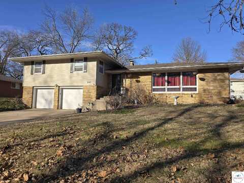 707 W Montgomery, Clinton, MO 64735