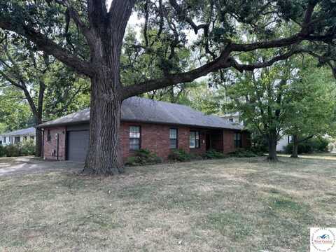 1000 S 2nd, Clinton, MO 64735