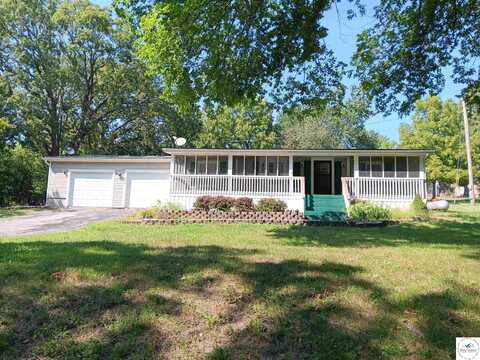 130 Houston, Osceola, MO 64776