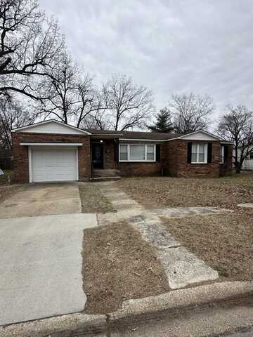 318 W. Pine, East Prairie, MO 63845