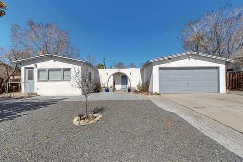 3019 Calle Caballero, Santa Fe, NM 87507