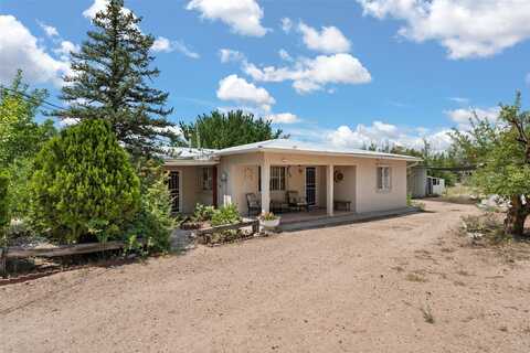 228 County Road 87, Chimayo, NM 87522