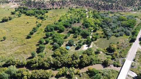 25 Agua Caliente Road, San Jose, NM 87565