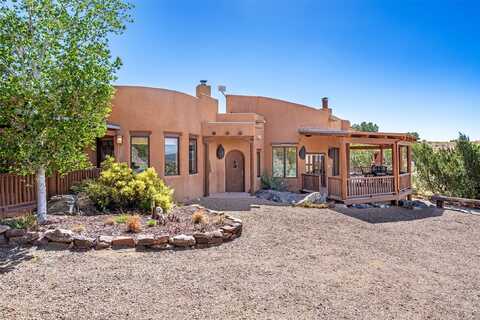 769 Camino Los Abuelos, Galisteo, NM 87540