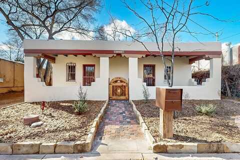 128 Duran Street, Santa Fe, NM 87501