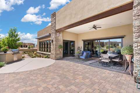 2 Camino Maravilla, Santa Fe, NM 87506