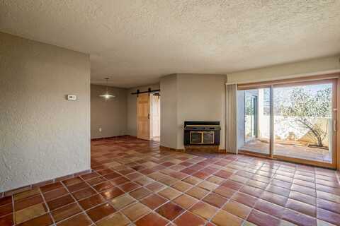 6450 Tsehyu Street, Cochiti Lake, NM 87083