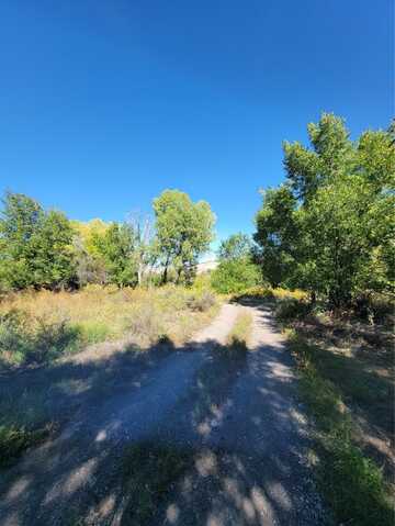 52 State Rd 580, Dixon, NM 87527