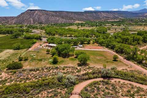 425 County Road 155, Abiquiu, NM 87510