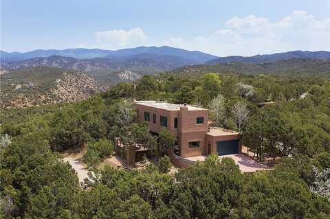 145 Brownell Howland, Santa Fe, NM 87501