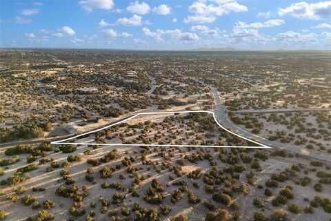 5 E Camino Del Cielo, Santa Fe, NM 87506