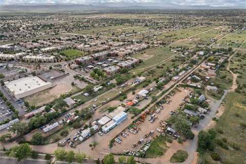 2753 Calle Eugenio, Santa Fe, NM 87507