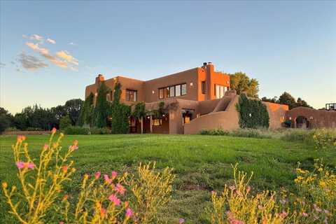 Tano Road, Santa Fe, NM 87501